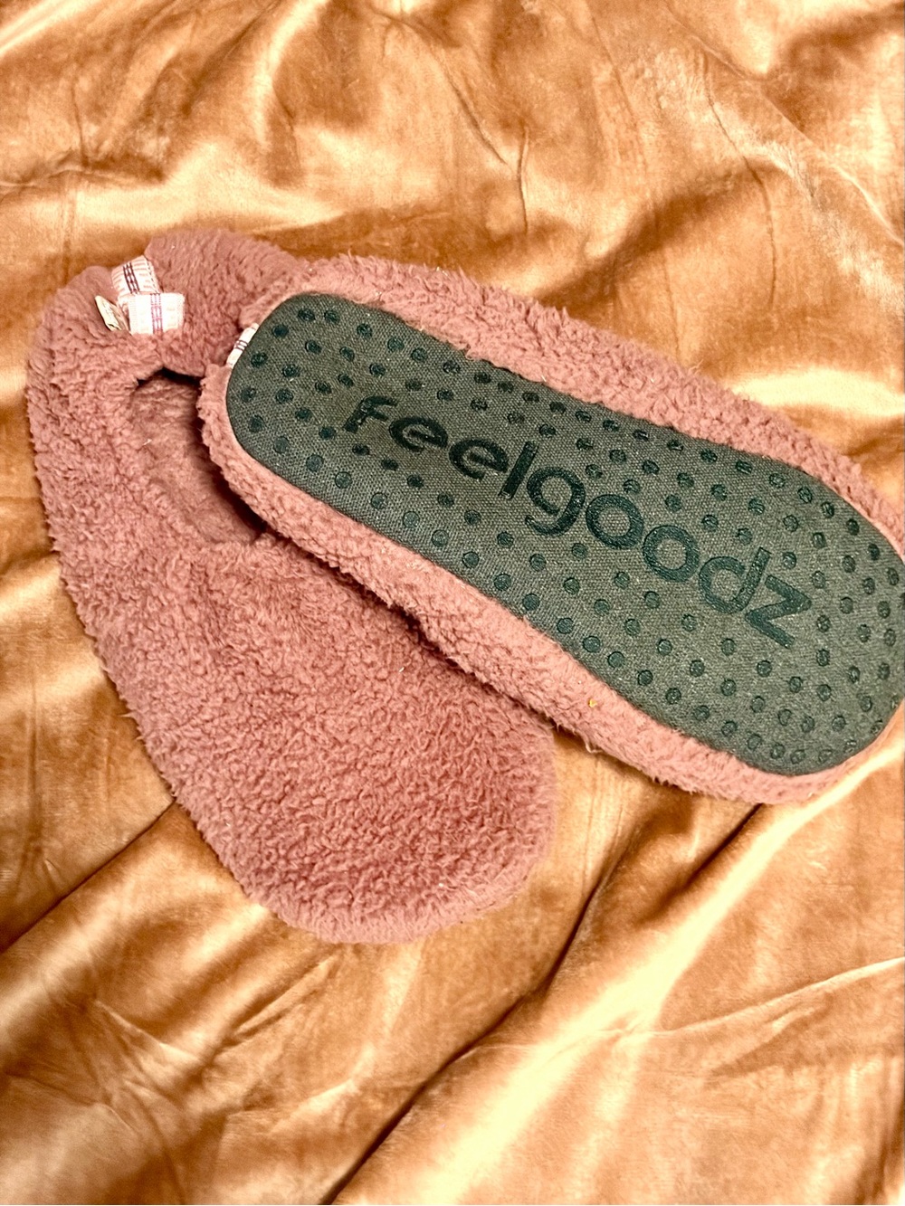 Feelgoodz Plush Pink Women's Slip-On Slippers
